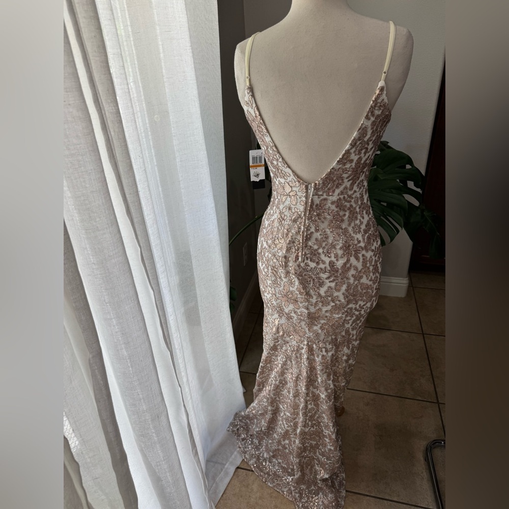 NWT City Studio Gold Sequin Embellished mermaid prom event Gown‎ - Picture 6 of 7